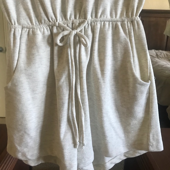 Beige Open Back Romper - Picture 6 of 11